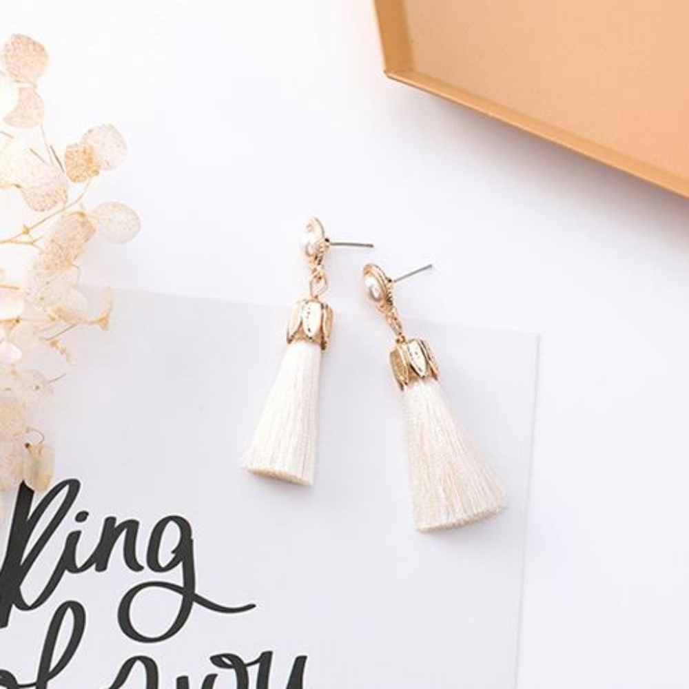 ❤️️NEW UNIQUE Cute Tassel Handmade Earrings C8 - Picture 2 of 2